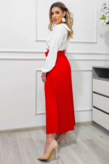FashionForYou BELORI elegant pleated skirt and decorative belt, Red, Size S/M/L