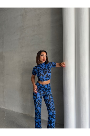 ladyzey Women's Wave Pattern Blue Turtleneck Crop Blouse and Spanish Leg Pants Suit