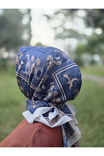 JILLY Soft Scarf