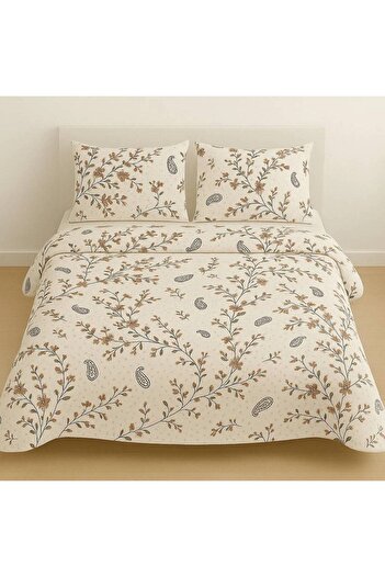 Sinada 4 Seasons Quilted Duvet Cover Set with Double Dots and Red Flower Pattern