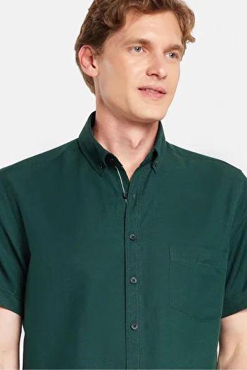 Tudors Men's Classic Regular Fit Relaxed Fit Button down Sport Collar Oxford Cotton Short Sleeve Green Shirt
