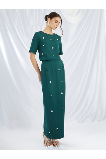 Styli Embellished Short Sleeve Top and Skirt Co-Ords