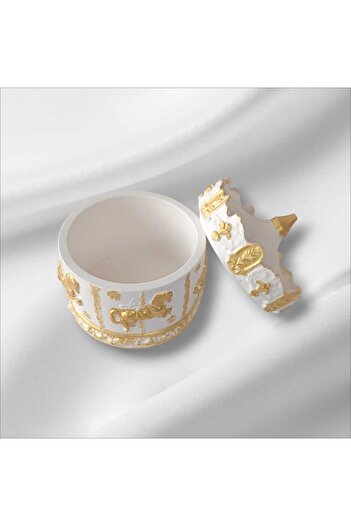 shop Carousel Box with Lid
