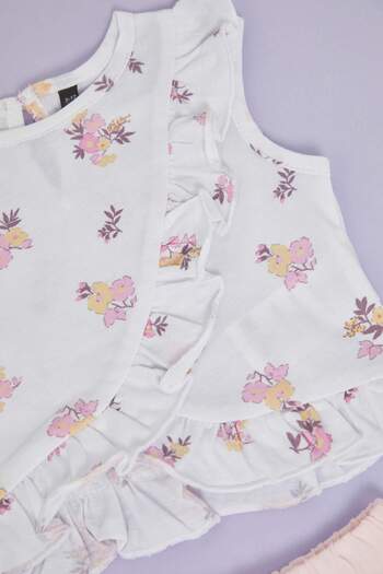 TRENDYOLKIDS Beige Baby Girl 100% Cotton Flower Printed Ruffle Sleeveless Knitted Bottom-Top Set Tkdss25Au00160