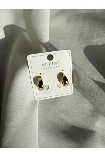 LUSORA ACCESORY Women's Gold Color Minimal Curved Earrings - Casual and Stylish Design