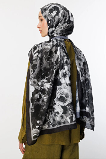 Mooncorn Black Vensel Pattern Cotton Shawl