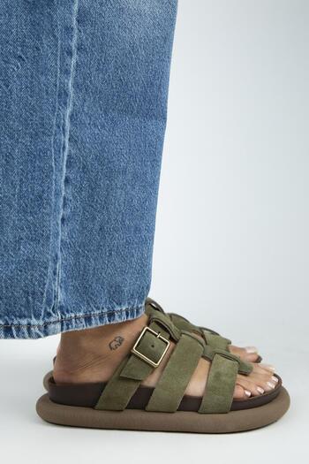 Manijero (Hicks) Women's Genuine Leather Buckle Banded Khaki Slippers