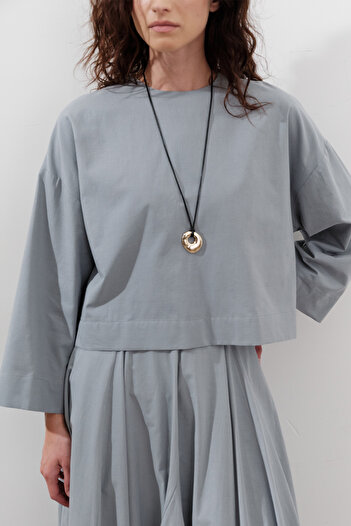 Manuka Cotton Crop Long Sleeve Bluz Dusty Blue