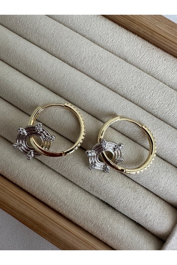 ringbox Gold Yuvarlak Sallantılı Taşlı Halka Küpe
