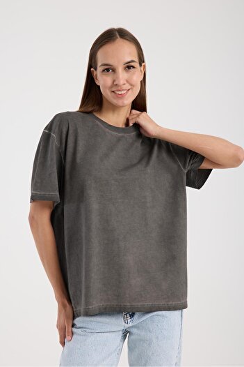 Store 100% Cotton Women's Oversize T-Shirt Stylish and Comfortable Clothing