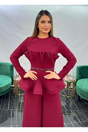 White Corner 3257 Belt Stone Detail Suit