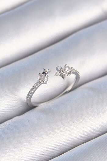 Clariss Brass Silver Color Zircon Stone Detail Star Model Women's Ring