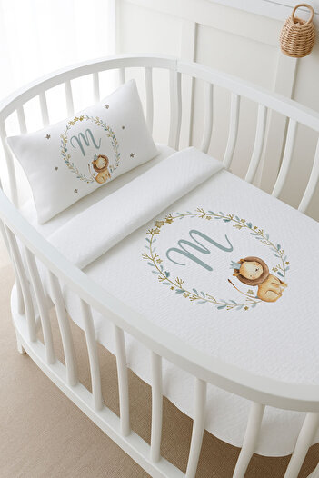 Tuğba Kuğu Pike Set - Little Lion Series - Letter m 80 X 120 cm