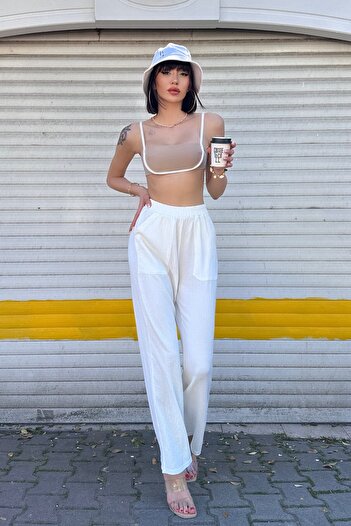 New Now Kendall Sandy Crop Top