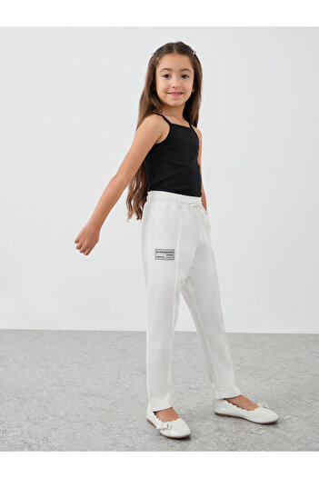 Styli Girls Off White Solid Drawstring Waist Joggers with Front Seam