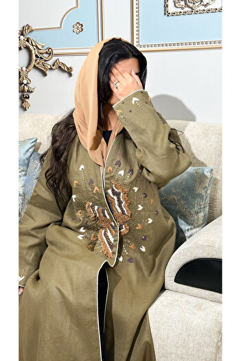 Elegant Japanese linen abaya with embroidered pattern