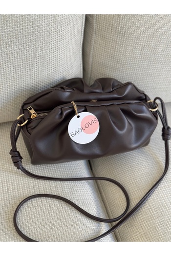 BAGLOVİS Soft Leather Textured Brown Women's Shoulder Bag with Zipper and Snap Closure En25 Boy15
