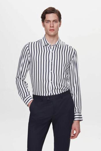 Twn Біла пряма сорочка Slim Fit