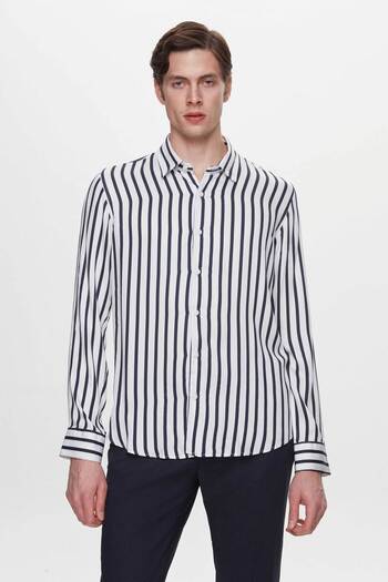 Twn Біла пряма сорочка Slim Fit