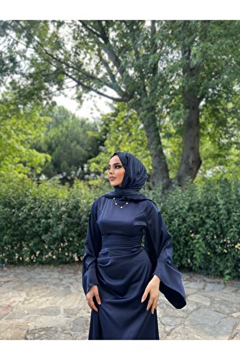 ZÜBİŞ BUTİK Zeyna Kuyruklu Saten Tesettür Abiye