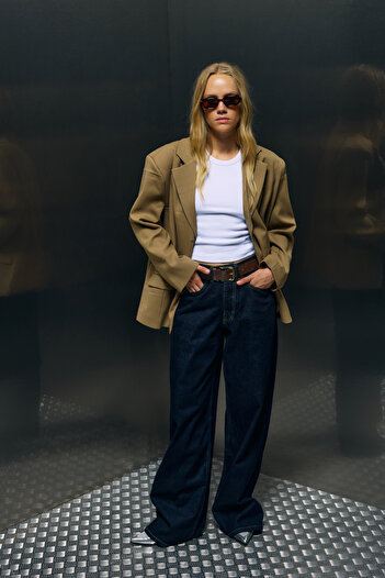 bases. Oversize Blazer Jacket