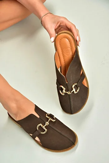 Fox Shoes U944150403 Brown Genuine Leather Closed Front Women's Slippers