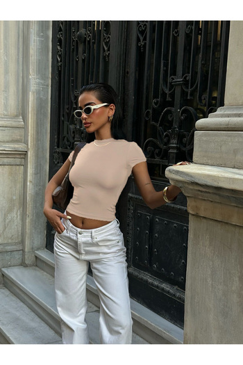 World Fashion Trends Crew Neck Basic κοντομάνικο ελαστικό σώμα