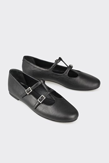 Elle Shoes Black Leather Women's Casual Shoes