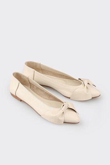 Elle Shoes Beige Leather Women's Casual Shoes