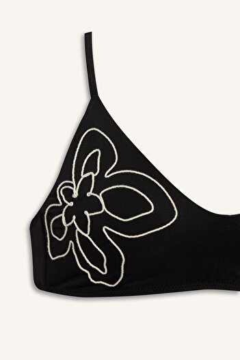 DeFacto Regular Fit Nakışlı Bikini Üstü-Fall in Love E3284AX25SM