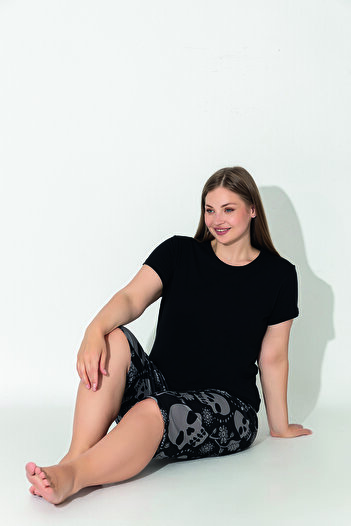 ModaLeaf Black Color Printed Short Sleeve Relaxed Fit Plus Size Capri Pajama Set