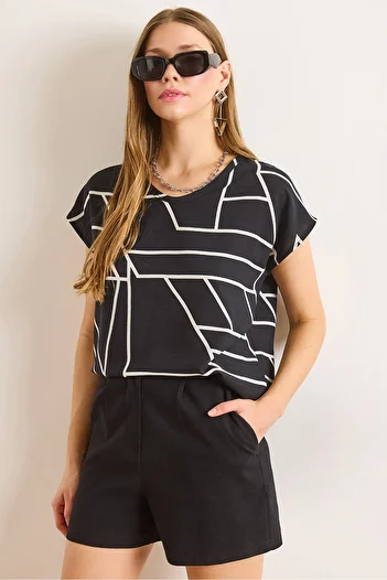 Olalook Women's Asymmetrical Black V-Neck Woven Viscose Blouse Blz-19003048