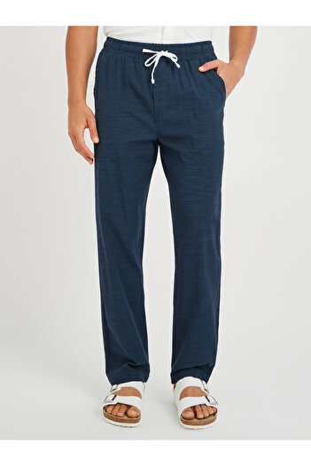 Styli Men Navy Blue Textured Drawstring Regular Fit Pants