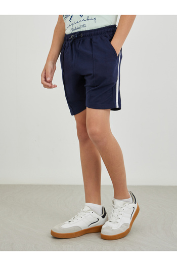 Styli Boys Solid Pin Tuck Drawstring Waist Shorts
