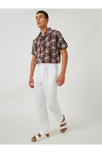 Styli Textured Pleated Tapered Fit Trousers