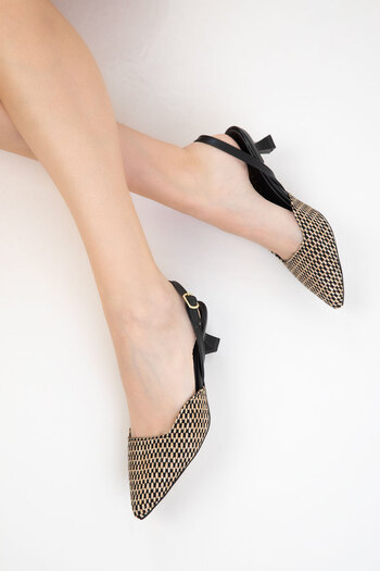 SOHO Black-Beige Women's Classic Heeled Shoes 20722