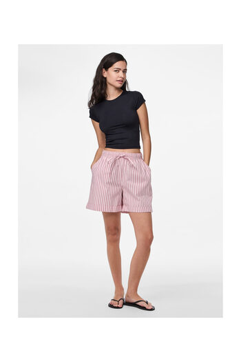 PIECES Shorts & Bermuda Women/Girls Adult