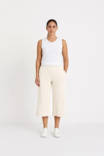 Cottonland Women's Estela Thin Summer Wide Leg Elastic Waist Combed Cotton Capri Pants Ecru
