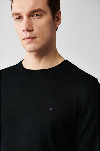 Avva Schwarzer Wollstrickpullover mit Rundhalsausschnitt für Herren B 005013