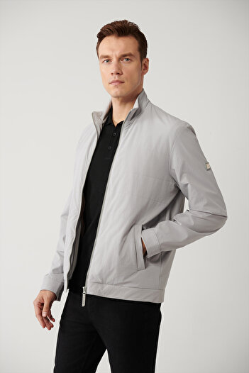 Avva Men's Gray Stretchy Fabric Water Repellent Cover Pocket Thin Coat A31Y6006