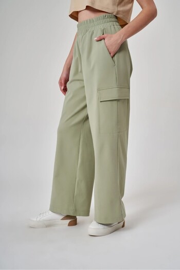 Exuma Women's Green Trousers 1523021-Green