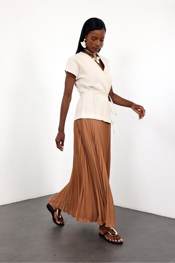 5in1Canpolat Natural Drawstring Pleated Maxi Dress 36546