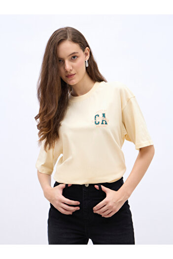 Styli Slogan Print Crew Neck Oversized T-Shirt