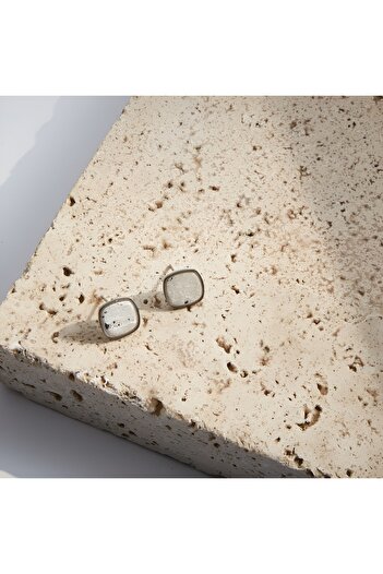 NARRU Handmade NARRU earrings, square, 1.2 mm, white and silver, Xeni