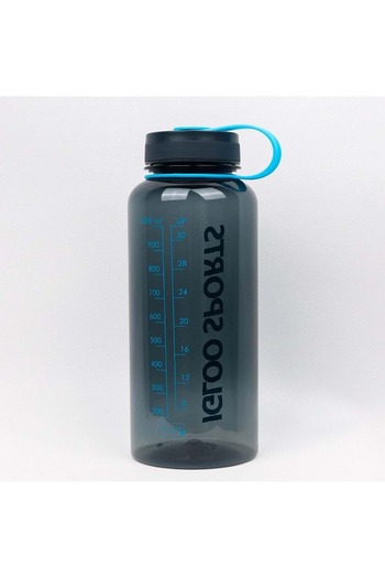 IGLOO زجاجة مياه رياضية خالية من مادة BPA سعة 1.1 لتر من مادة التريتان المدخنة