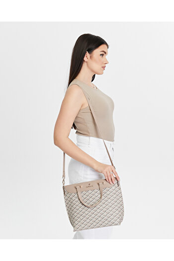 Cacharel Women's Hand and Shoulder Bag