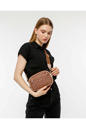 Cacharel Women's Messenger Bag