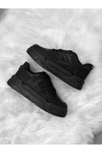 Casual Women's casual sneakers made of eco-leather, 718