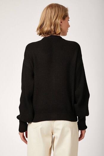 SIRGİYİM Women's Black V-Neck Button-Front Knitwear Cardigan