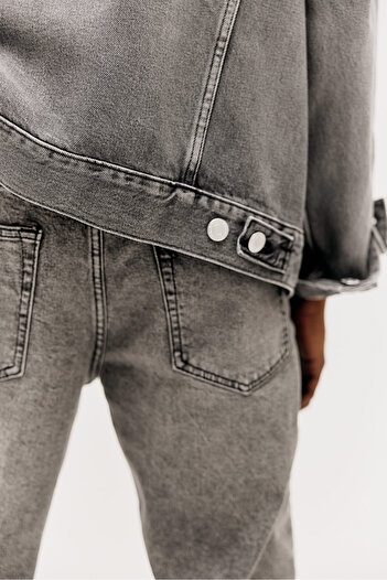 H&M Regular Tapered Jeans